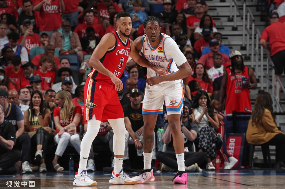 他可以站出 他可以站出